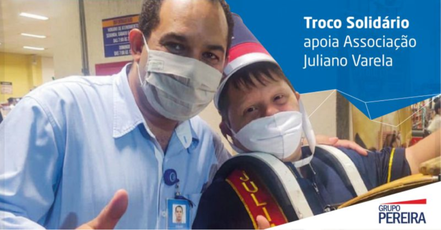 Banda da Associação Juliano Varela se apresenta no Comper e reforça compromisso com Troco Solidário